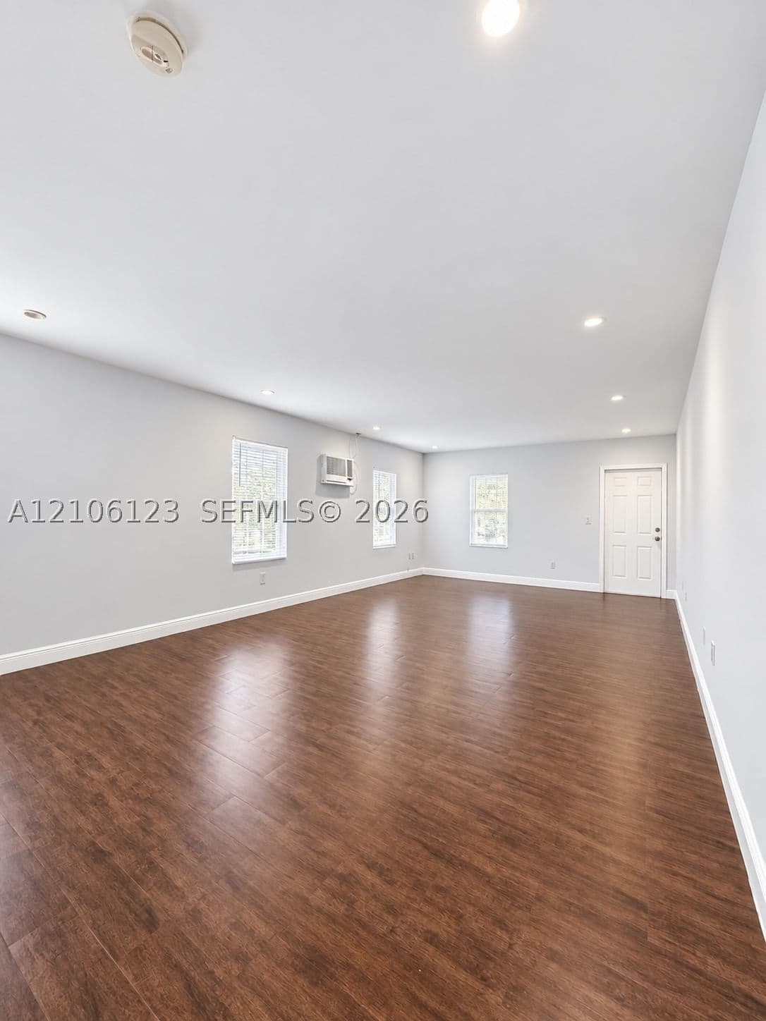 Daire — 123 15th St #U, Miami, FL 33136