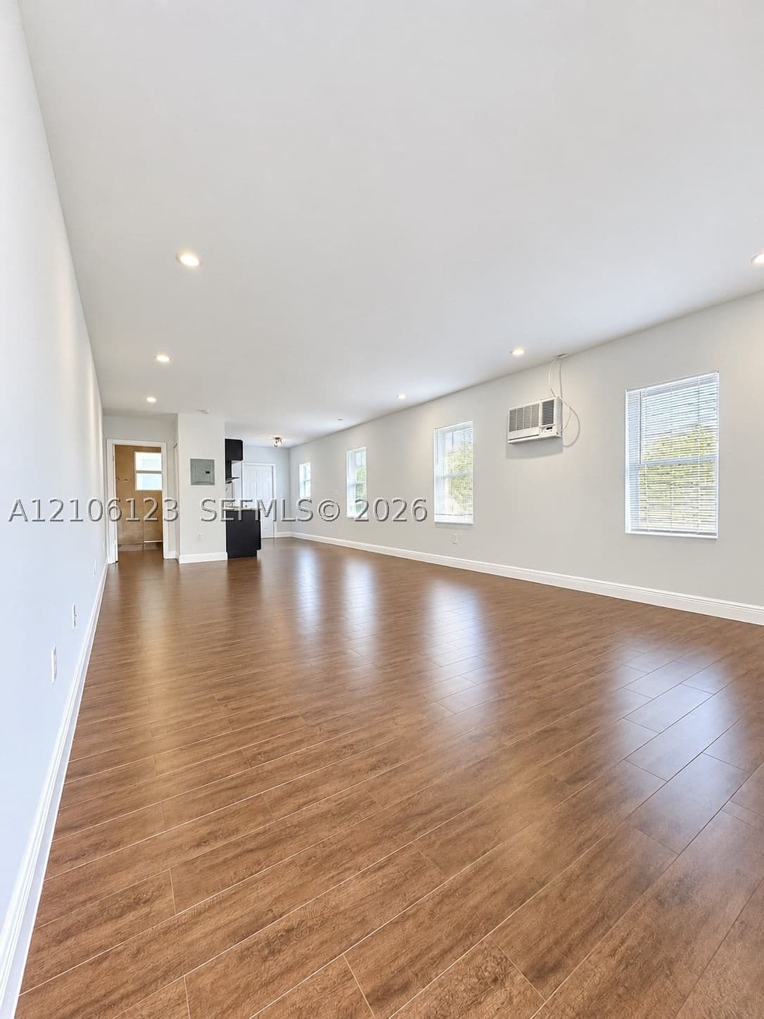 Daire — 123 15th St #U, Miami, FL 33136