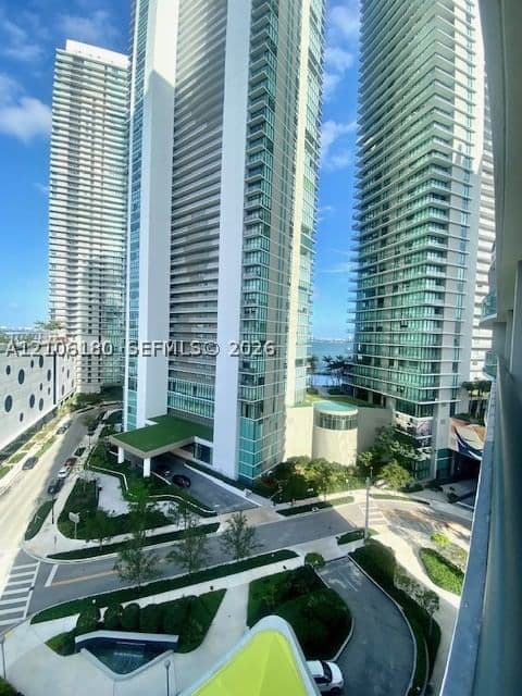 1-bedroom Condo — 501 31st St #802, Miami, FL 33137
