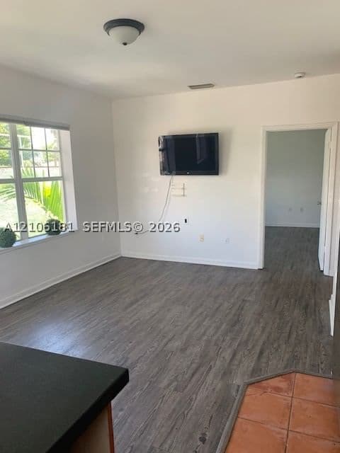 1+1 Condo — 1244 Pennsylvania Ave #306, Miami Beach, FL 33139