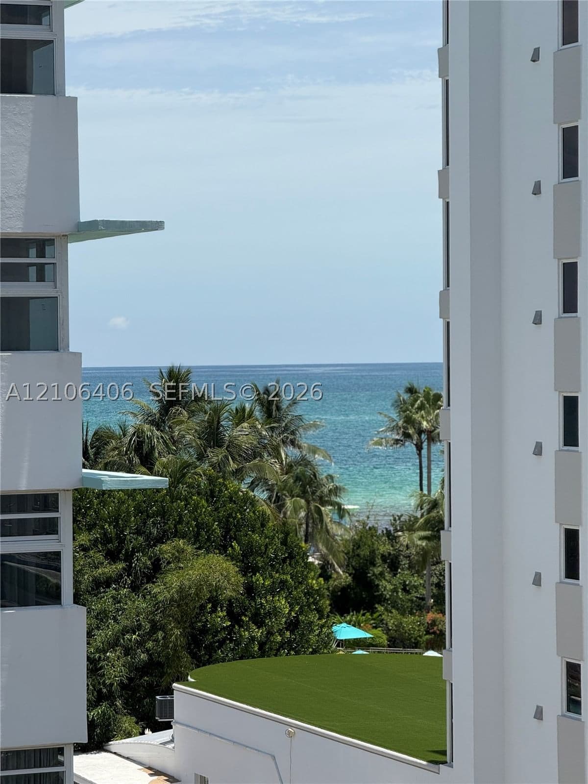 Daire — 3100 Collins Ave #702, Miami Beach, FL 33140