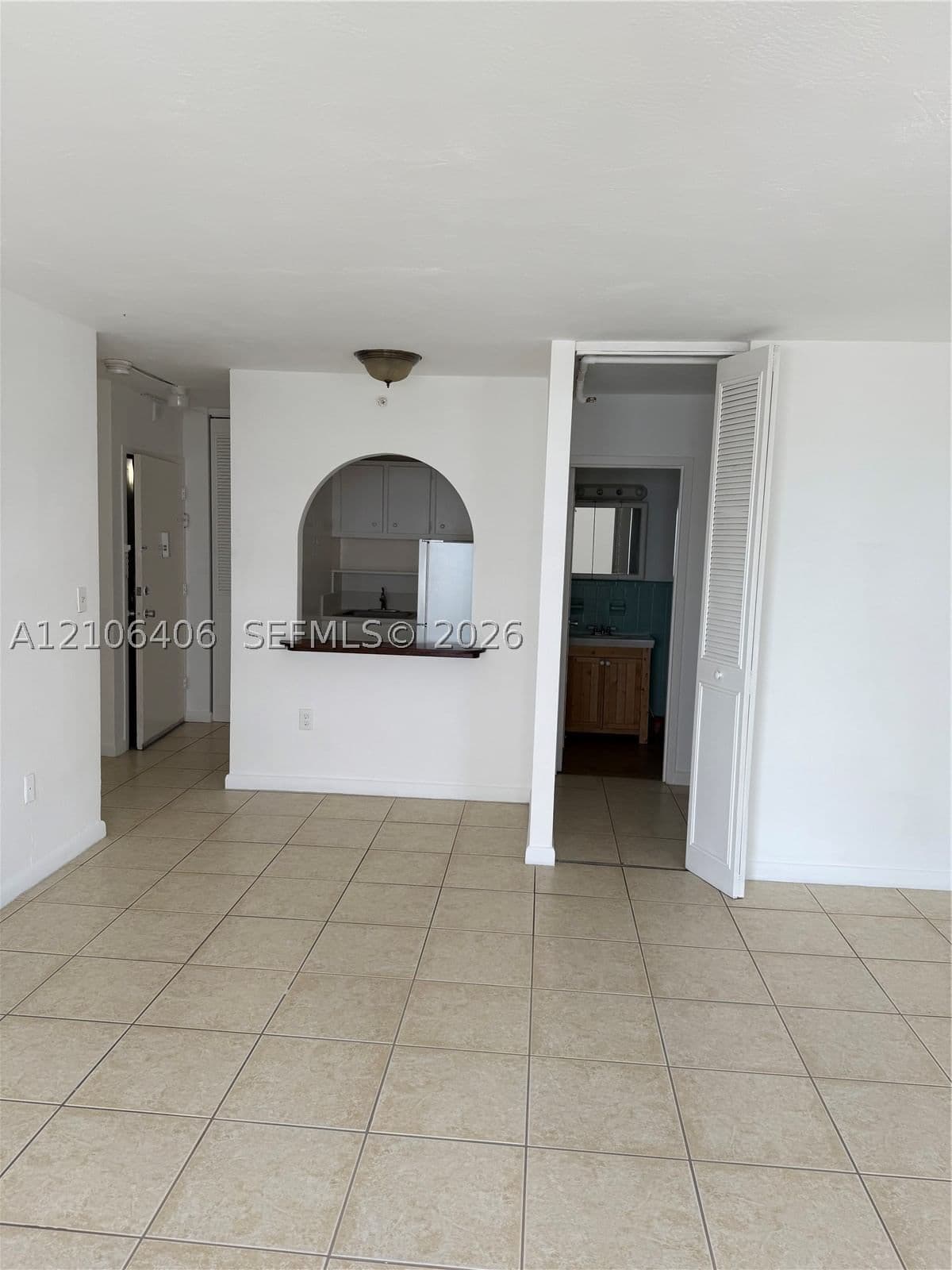 Daire — 3100 Collins Ave #702, Miami Beach, FL 33140