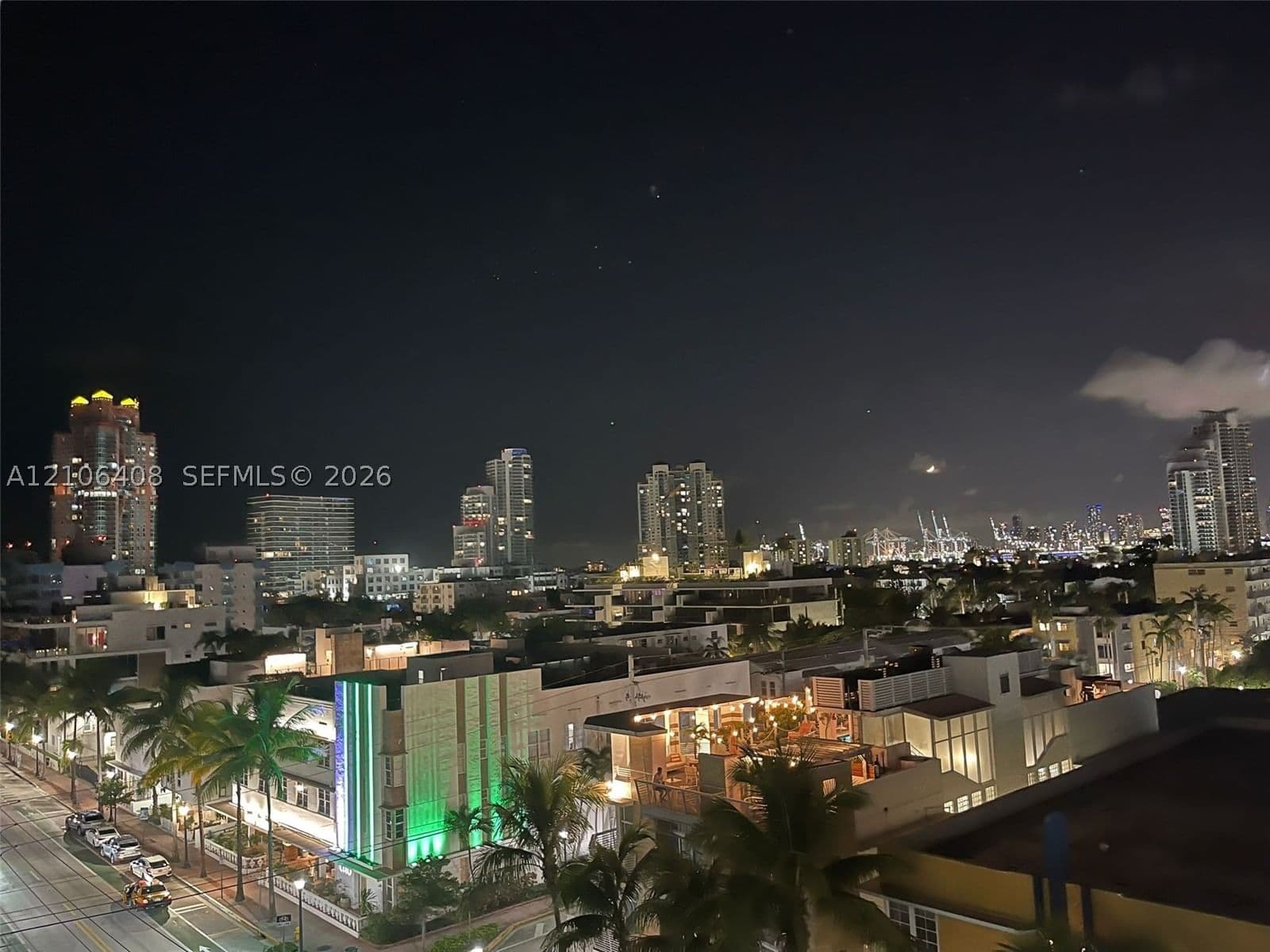 1+1 Condo — 401 Ocean Dr #801, Miami Beach, FL 33139
