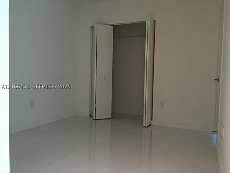 1+1 Condo — 1100 MIAMI AV #3203, Miami, FL 33130