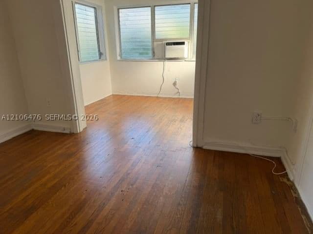 1-bedroom Apartment — 15 Antilla Ave #3A, Coral Gables, FL 33134