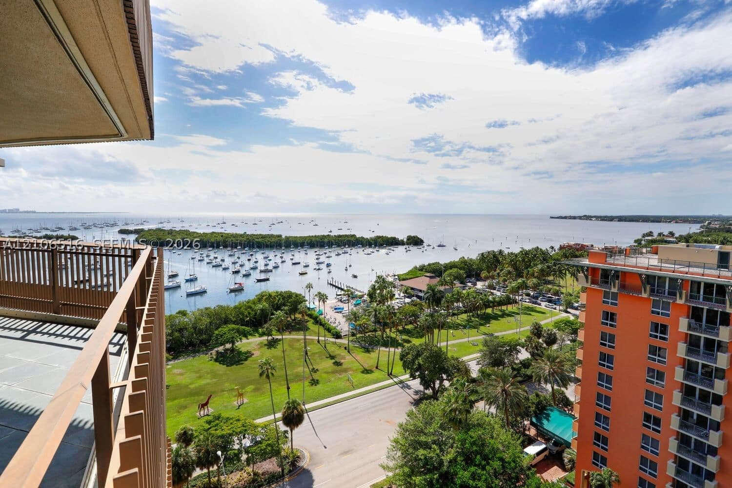 1+1 Condo — 2901 Bayshore Dr #14D, Coconut Grove, FL 33133