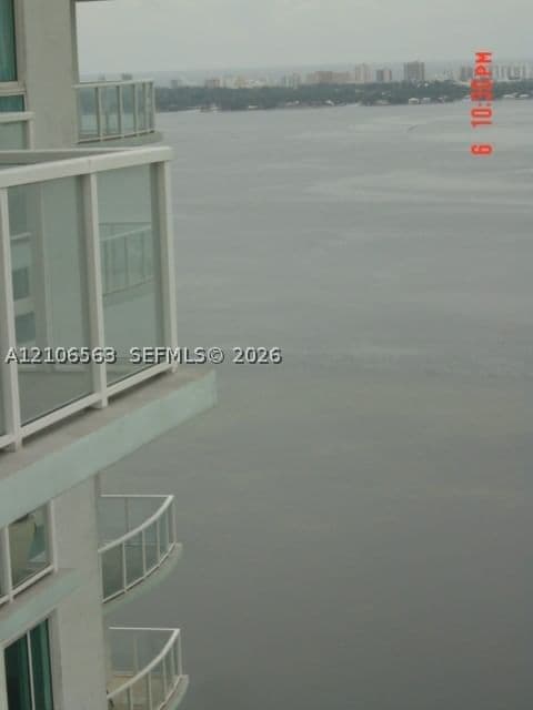 1+1 Condo — 1900 Bayshore Dr #3409, Miami, FL 33132