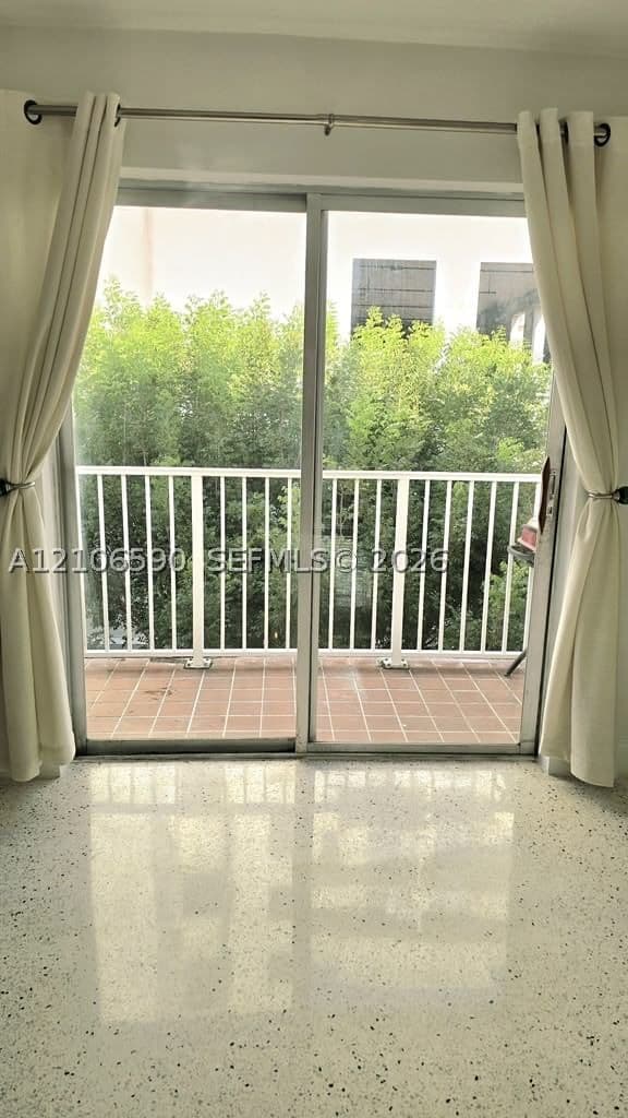 2+1 Condo — 836 1st St #403, Miami, FL 33130