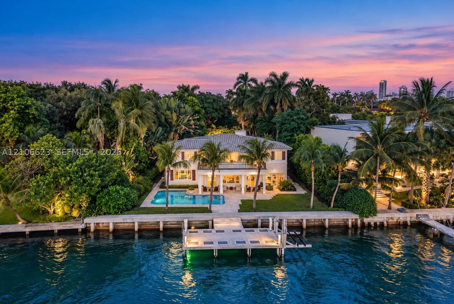 5+1 Müstakil ev — 2312 Bay Ave, Miami Beach, FL 33140