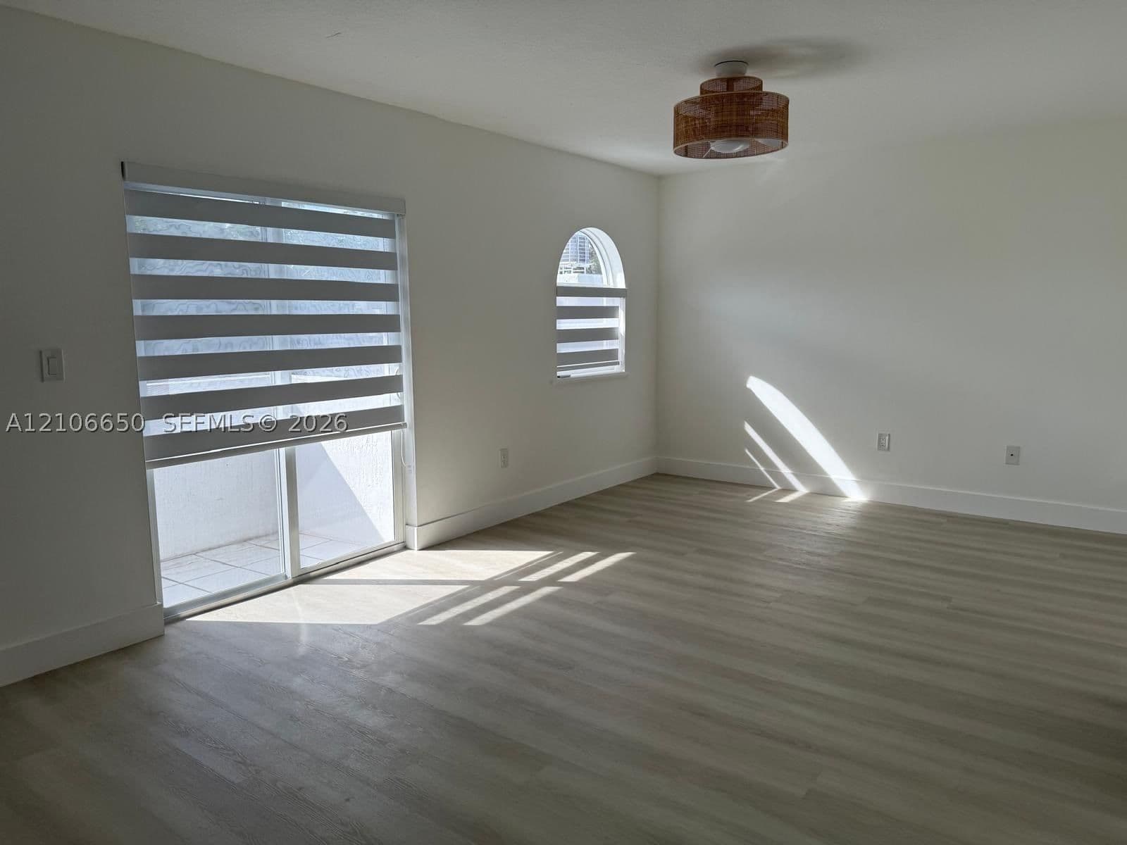 1-bedroom Condo — 3052 27th Ave #302, Miami, FL 33133