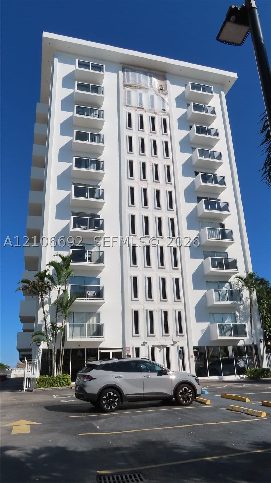 1+1 Condo — 5313 Collins Ave #205, Miami Beach, FL 33140