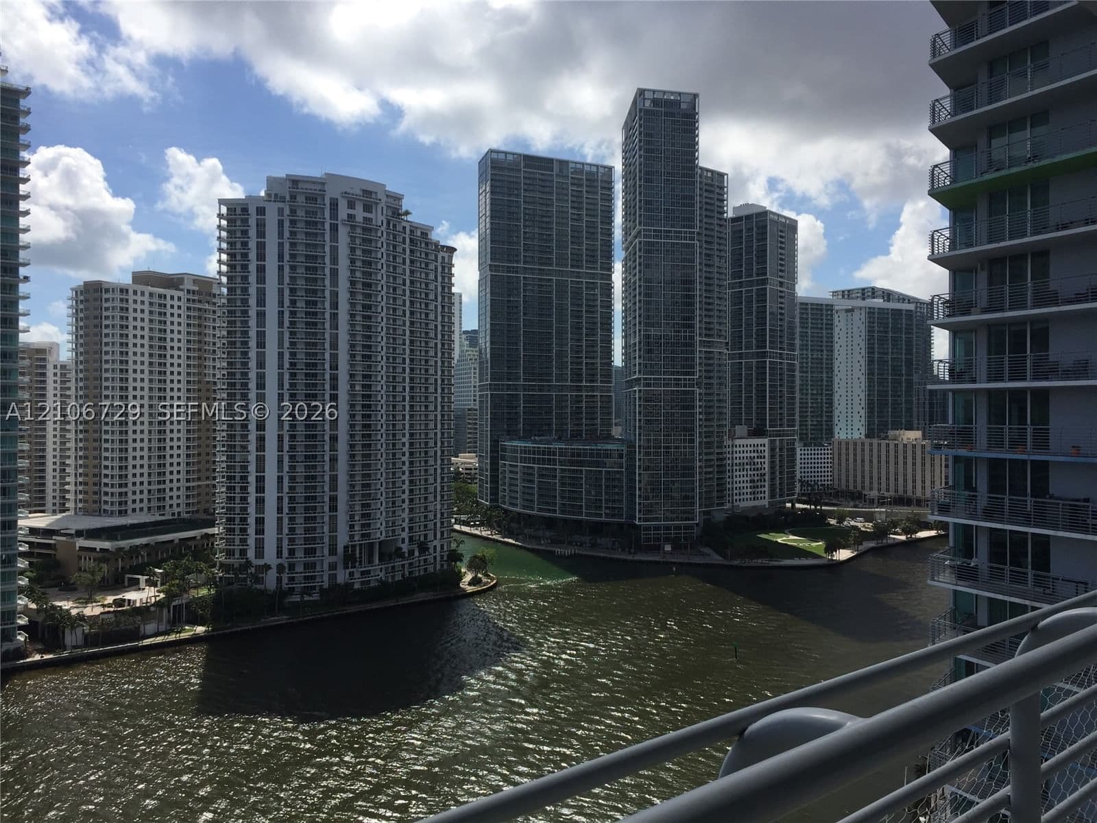 2+1 Condo — 335 BISCAYNE BL #2005, Miami, FL 33131