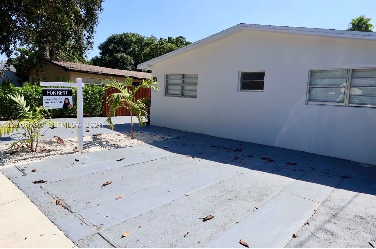 2-bedroom Property — 286 39th St #0, Miami, FL 33127