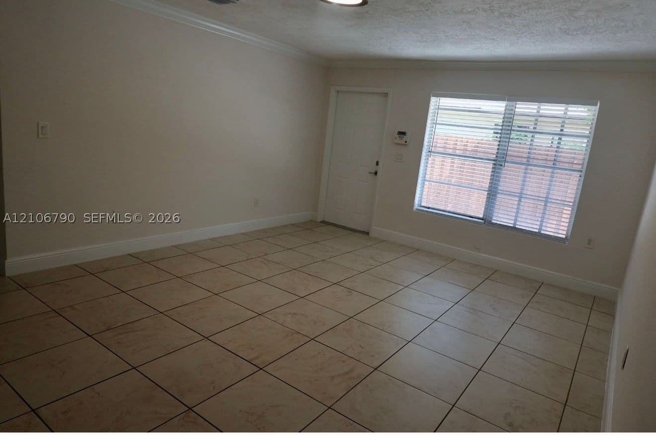 2-bedroom Property — 286 39th St #0, Miami, FL 33127