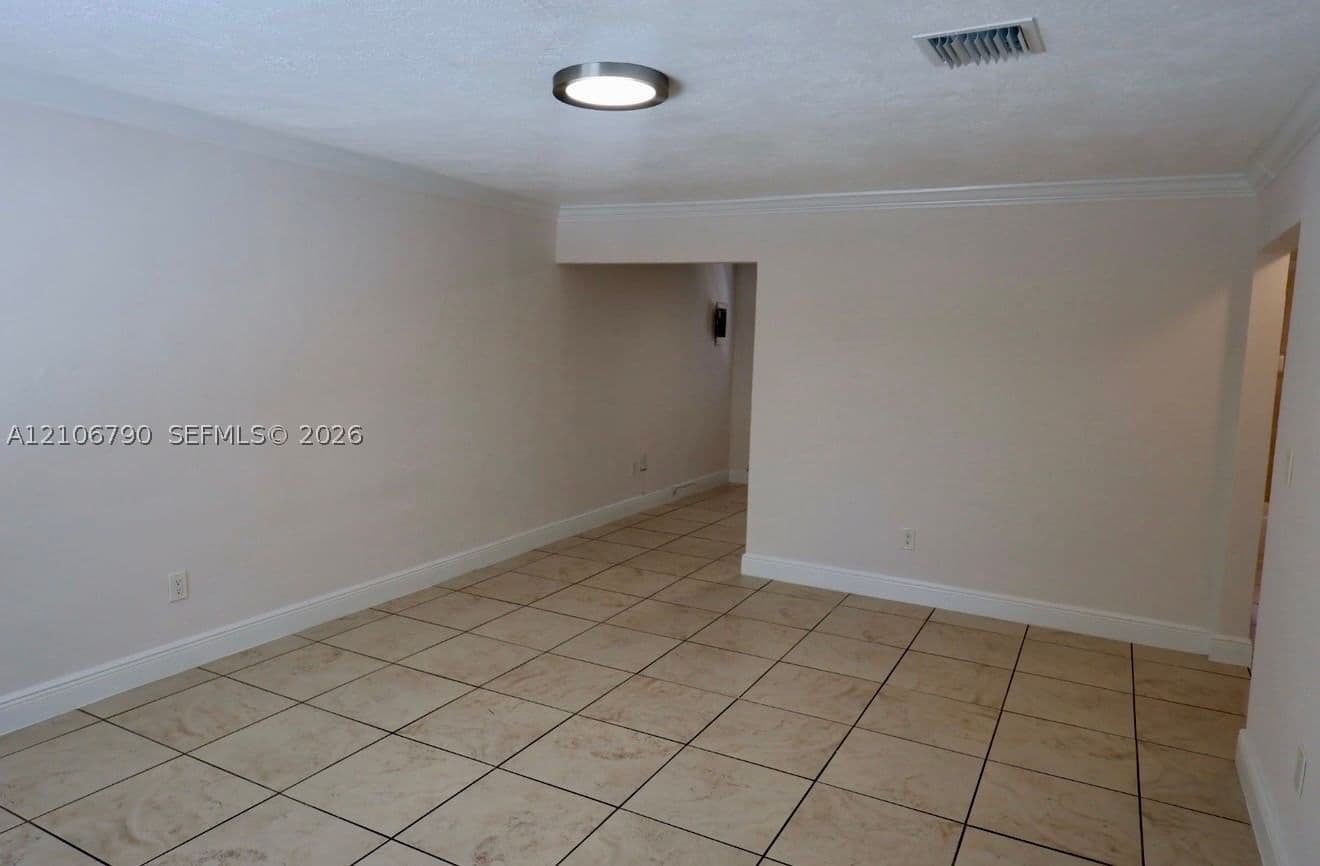 2-bedroom Property — 286 39th St #0, Miami, FL 33127