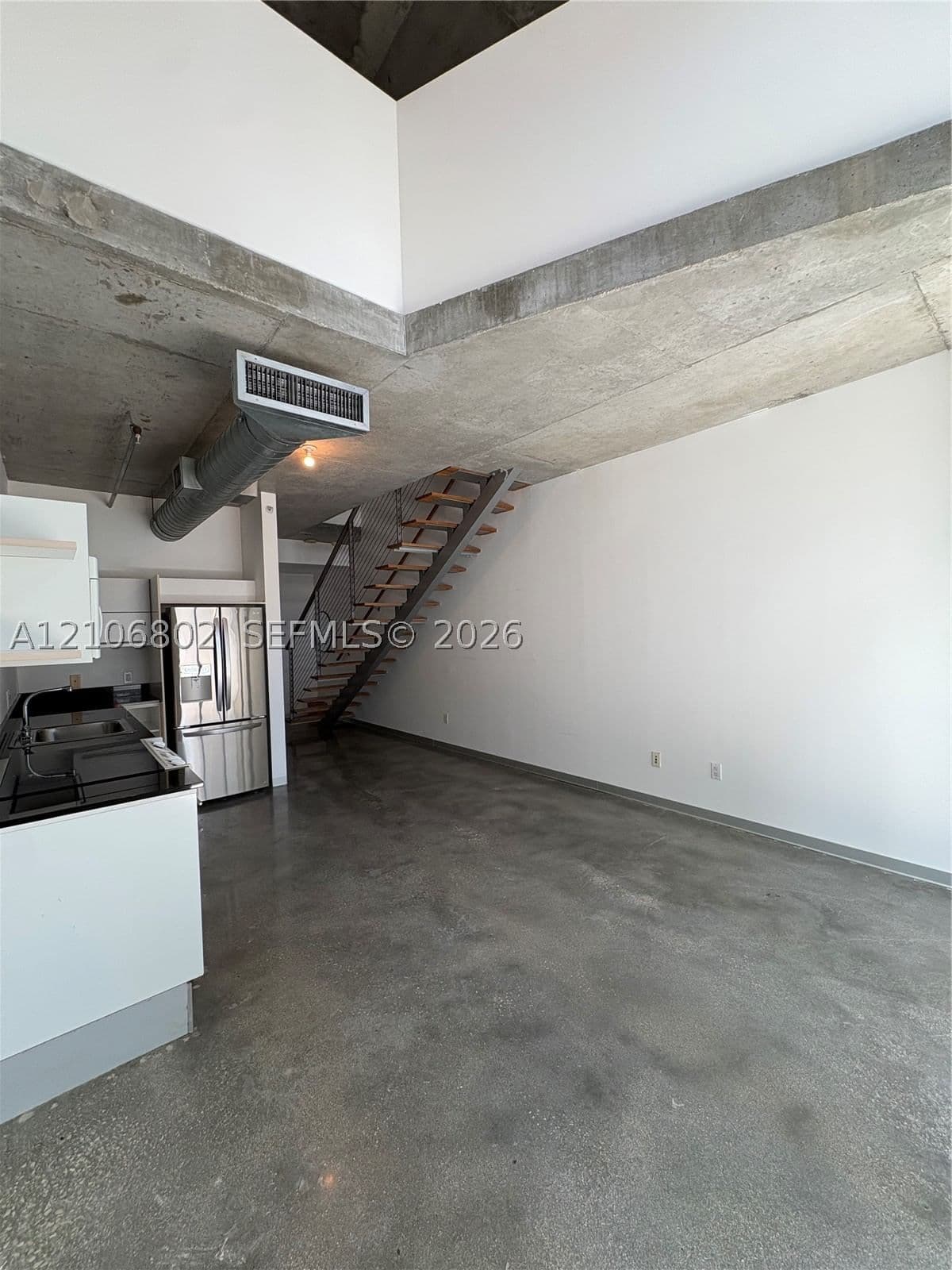 Condo — 690 1st Ct #1212, Miami, FL 33130