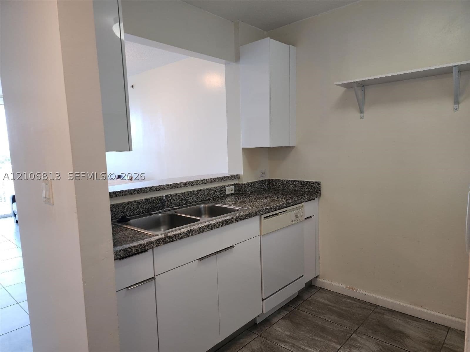 1+1 Condo — 900 8th St #902, Miami, FL 33130