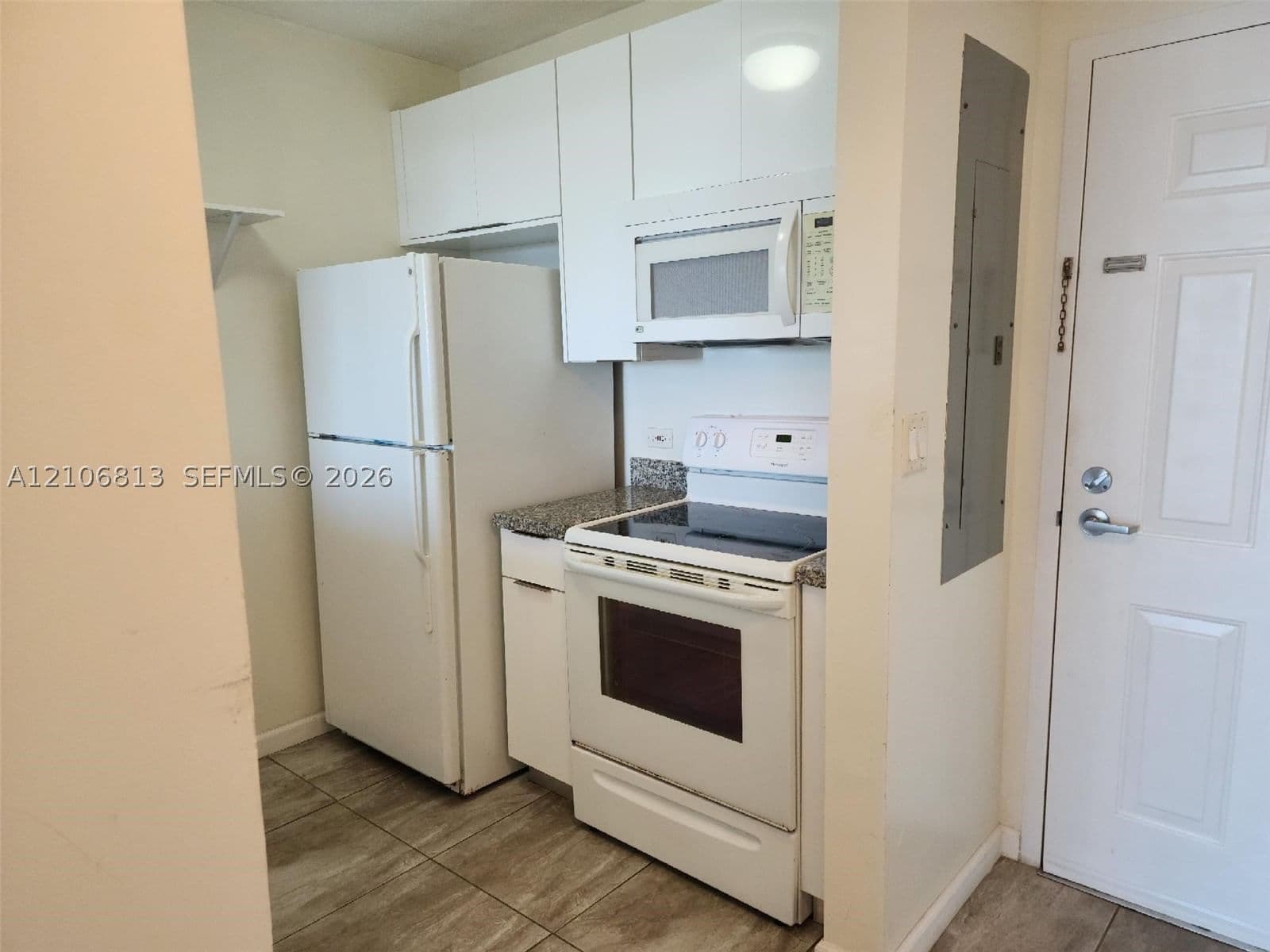 1+1 Condo — 900 8th St #902, Miami, FL 33130