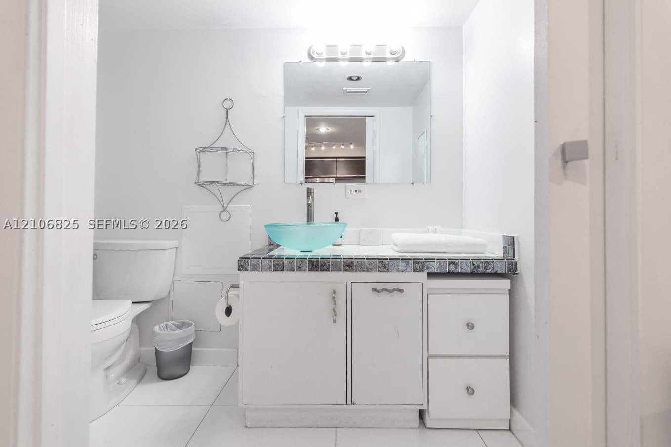 Condo — 2301 Collins Ave. #1023, Miami Beach, FL 33139