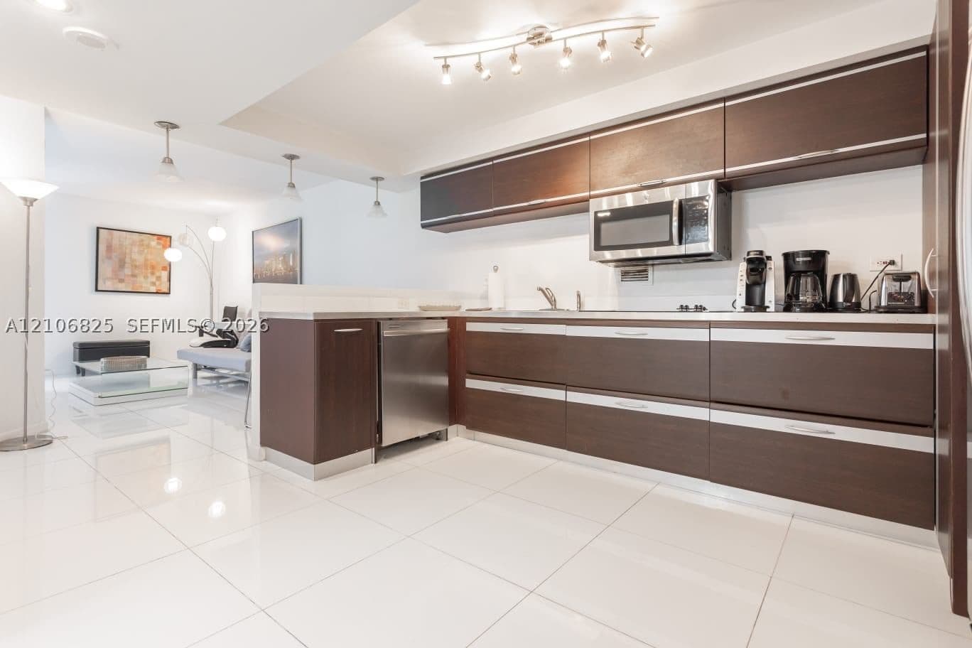 Condo — 2301 Collins Ave. #1023, Miami Beach, FL 33139