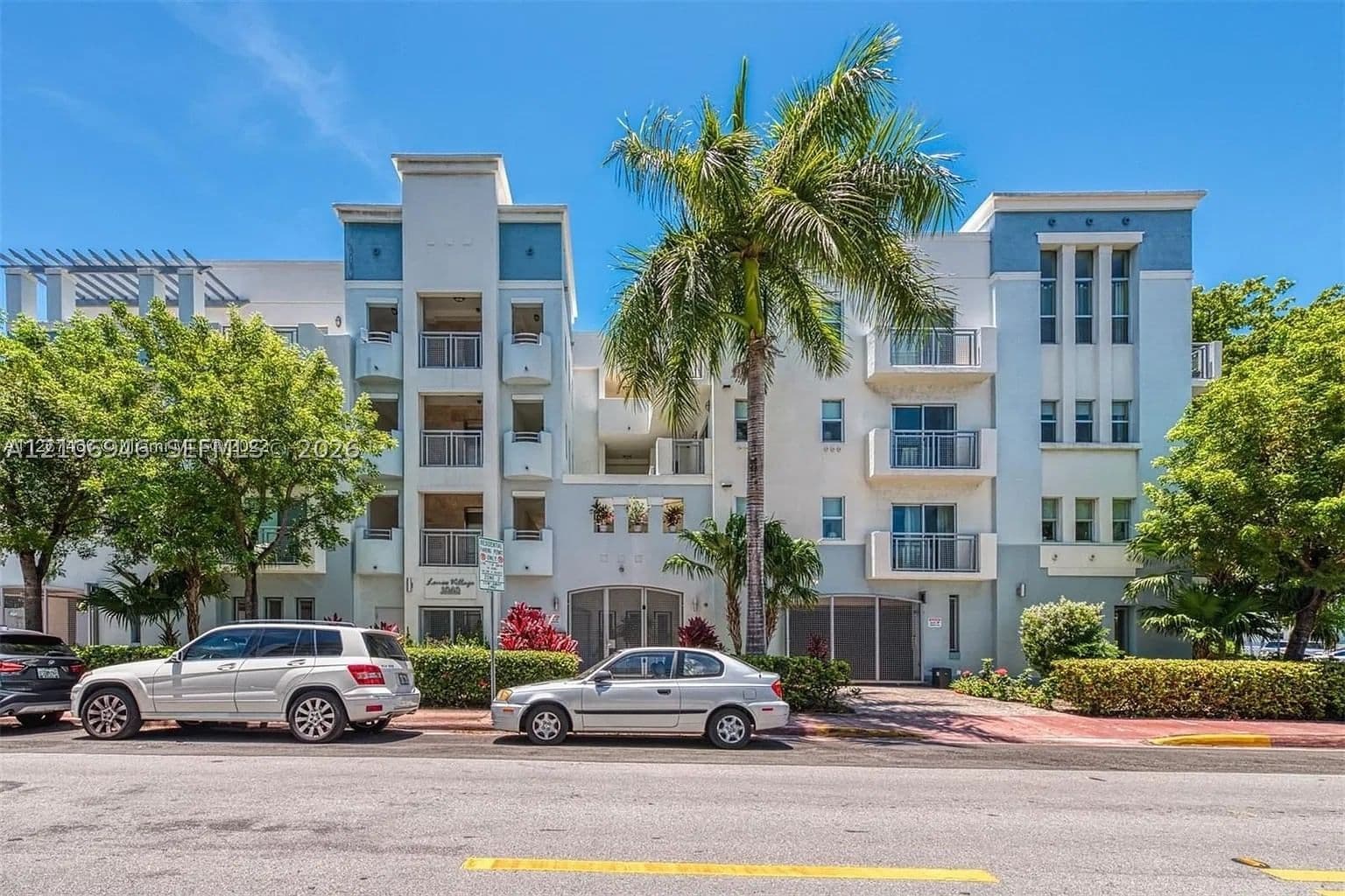 2+1 Condo — 1040 10th St #402, Miami Beach, FL 33139