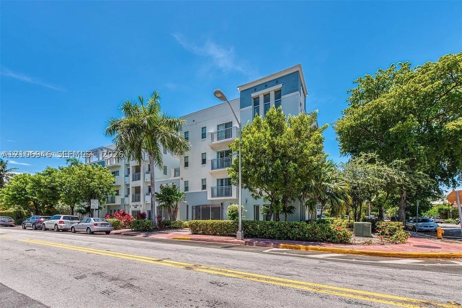 2+1 Condo — 1040 10th St #402, Miami Beach, FL 33139