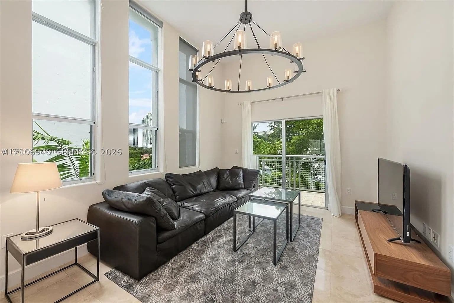 2+1 Condo — 1040 10th St #402, Miami Beach, FL 33139