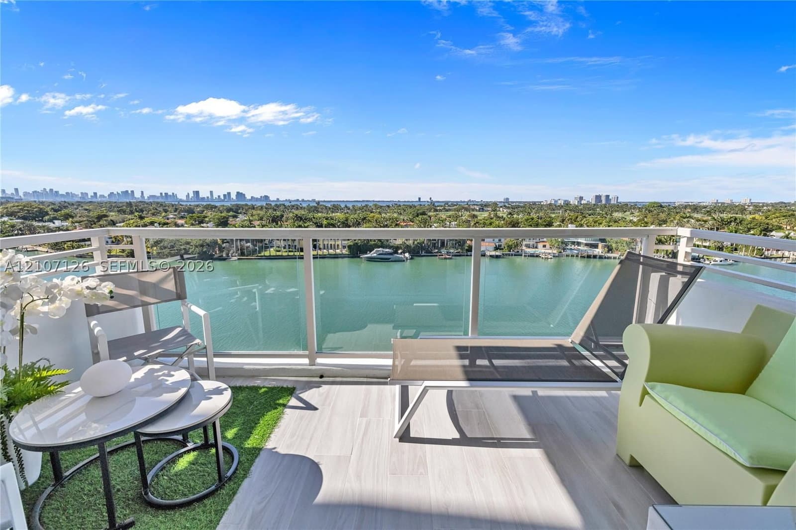 2+1 Condo — 5600 Collins Ave #10H, Miami Beach, FL 33140