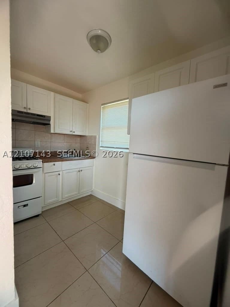 1-bedroom Property — 1281 60th St #6, Miami, FL 33142