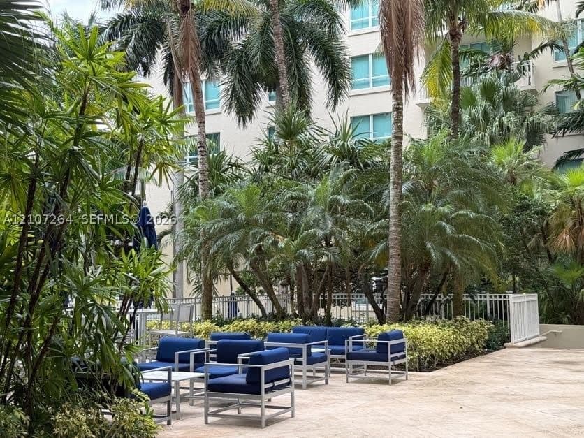 1-bedroom Apartment — 2000 Bayshore Dr #126, Miami, FL 33137