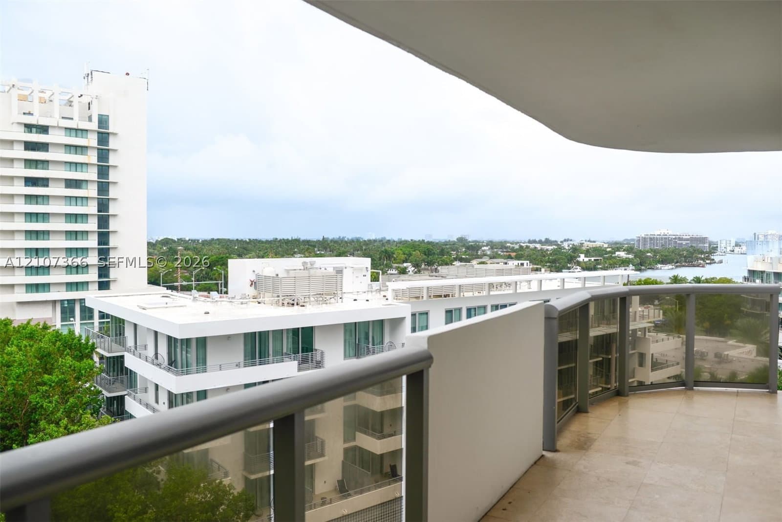 2+1 Condo — 6039 Collins Ave #937, Miami Beach, FL 33140