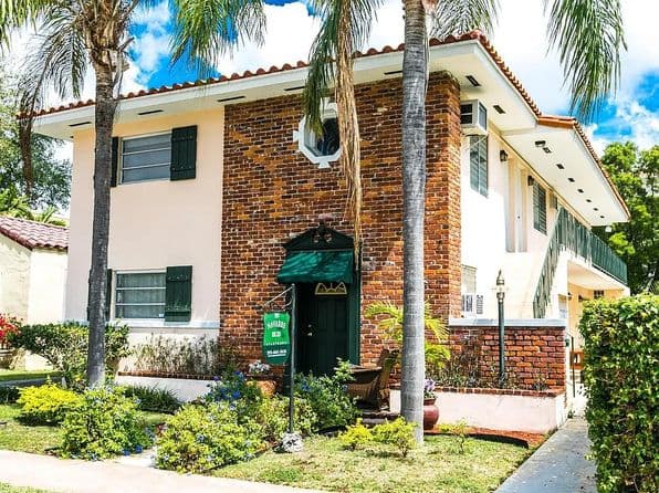 Apartment — 305 Navarre, 315 Navarre Ave #305-4, Miami, FL 33134