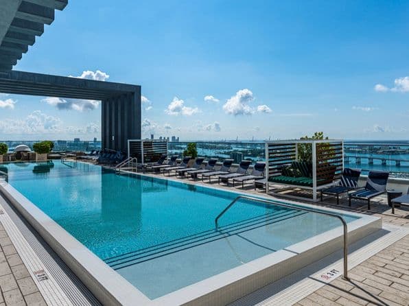The Watermarc at Biscayne Bay, Edgewater