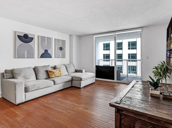 1-bedroom Apartment — 190 SE 12th Ter Floor 26-ID1540496P, Miami, FL 33131