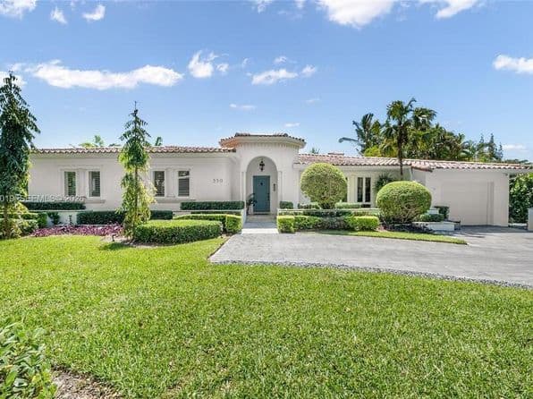 4-bedroom Single-Family Home — 550 Jeronimo Dr, Coral Gables, FL 33146