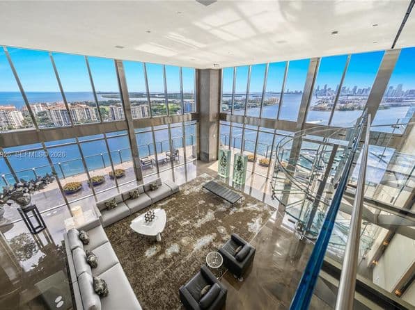 5-bedroom Condo — 800 S Pointe Dr #Penthouse 2204, Miami Beach, FL 33139