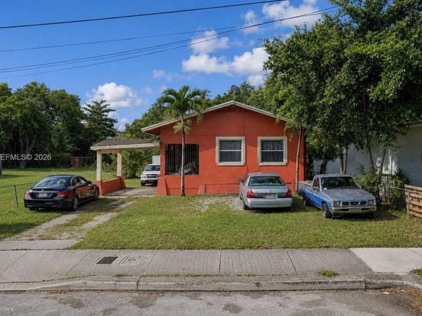 4-bedroom Single-Family Home — 262 NW 58th St, Miami, FL 33127