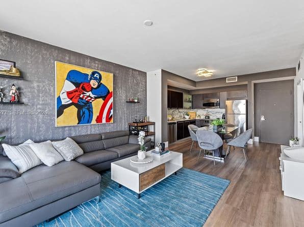 1+1 Condo — 90 SW 3rd St APT 1506, Miami, FL 33130