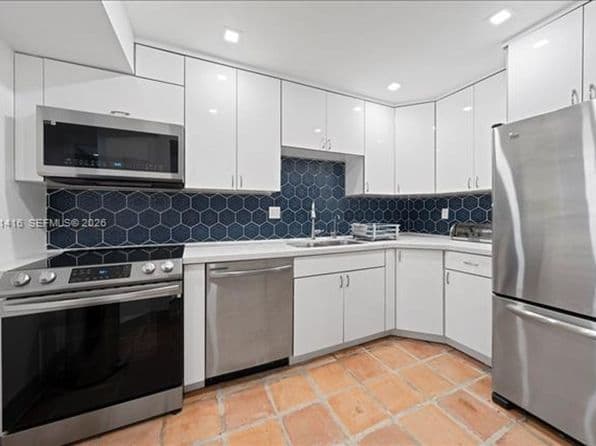 3-bedroom Townhouse — 5750 Turin St #Townhouse 207, Miami, FL 33146