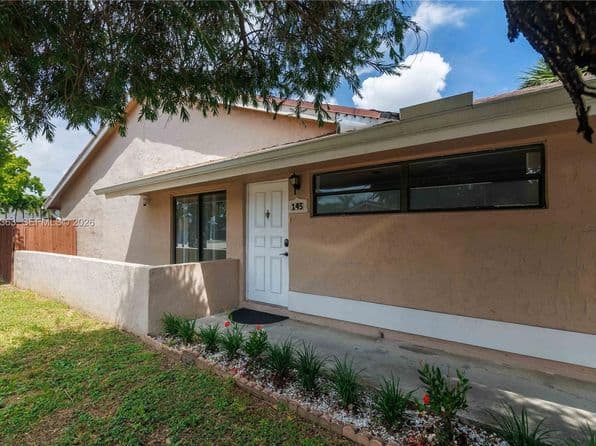 3-bedroom Condo — 7730 SW 156th Ct #A145, Miami, FL 33193