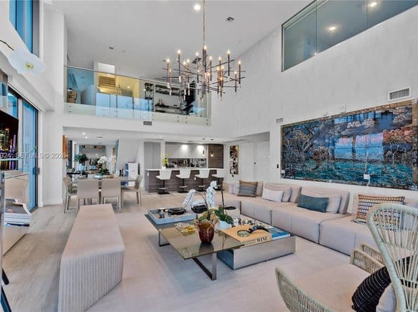 4-bedroom Condo — 121 NE 34th St #Penthouse 3217, Miami, FL 33127