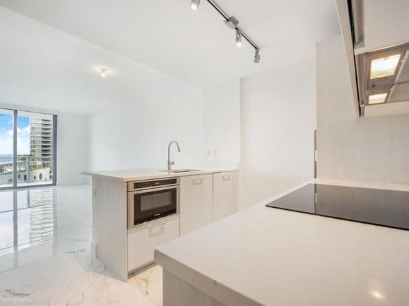 1-bedroom Building — For Rent, Miami 33137