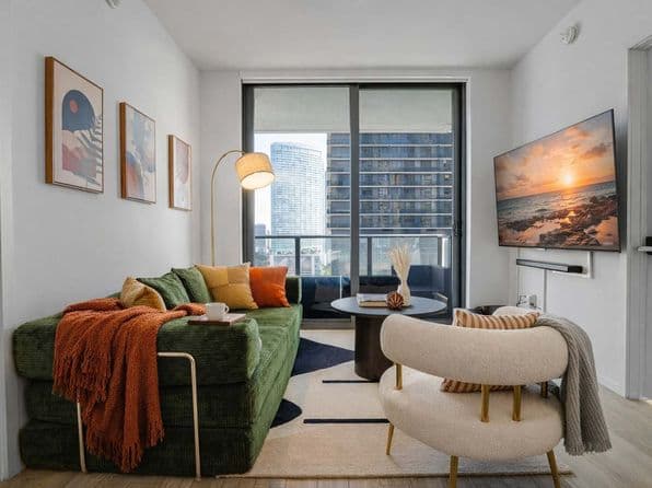 2-bedroom Apartment — 404 NE 2nd Ave #Id1507058p, Miami, FL 33132