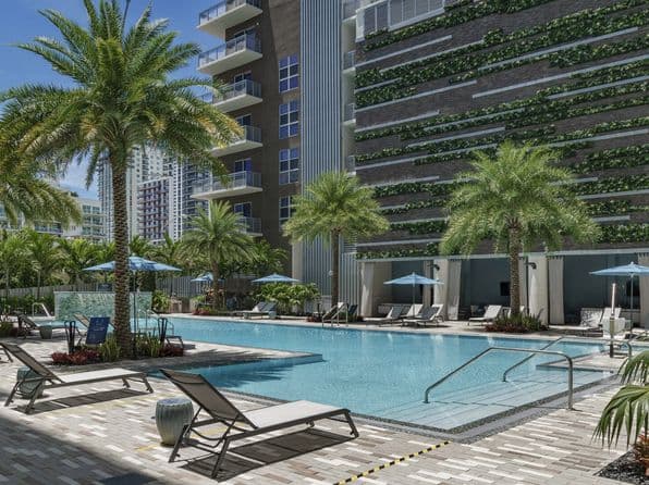 Blu27 at Edgewater, Edgewater