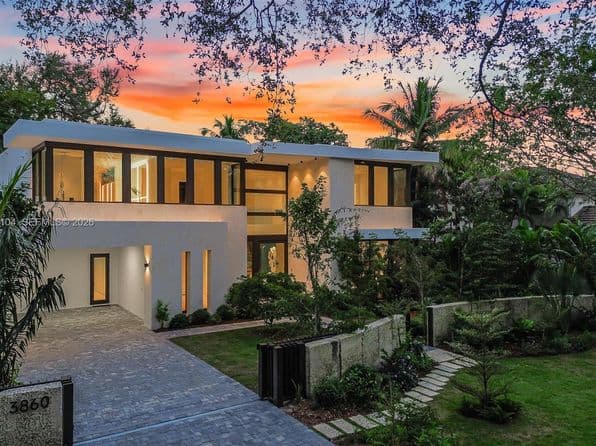 7-bedroom New Construction — 3860 Little Ave, Miami, FL 33133