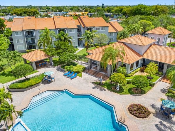 1-bedroom Building — Sunset Gardens, Miami 33173