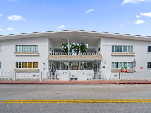 1-bedroom Apartment — The Waterway - South, 7930 Tatum Waterway Dr APT 1, Miami Beach, FL 33141