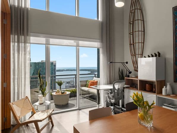 For Rent, Brickell