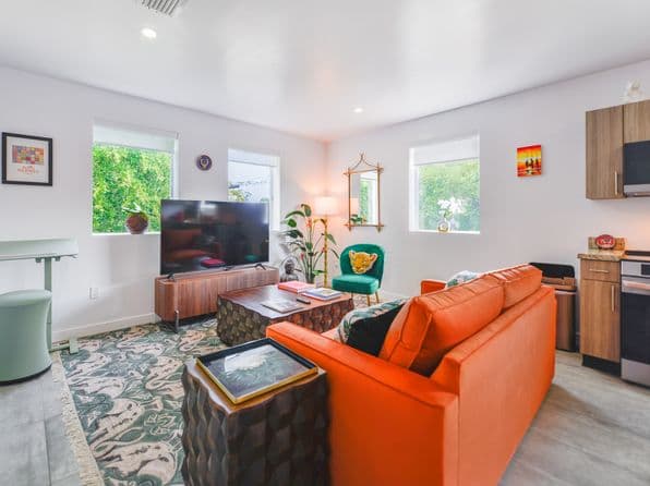 1-bedroom Apartment — 165 NW 39th St #7, Miami, FL 33127