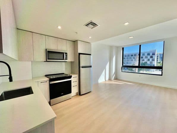 1-bedroom Apartment — 175 NW 22nd St #A1, Miami, FL 33127